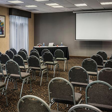 Holiday Inn Express & Suites Laurel Lakes By Ihg Exteriör bild